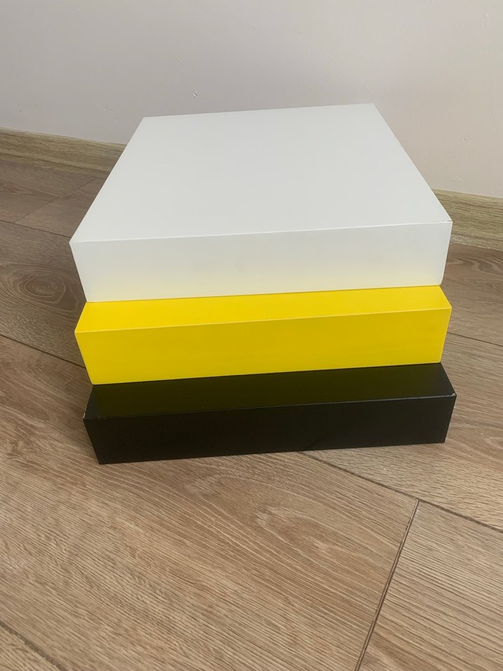 İkea üçlü duvar rafı sarı siyah beyaz - Görsel 2