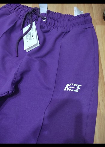 Nike Mor Kadın Eşofman Altı - Görsel 3