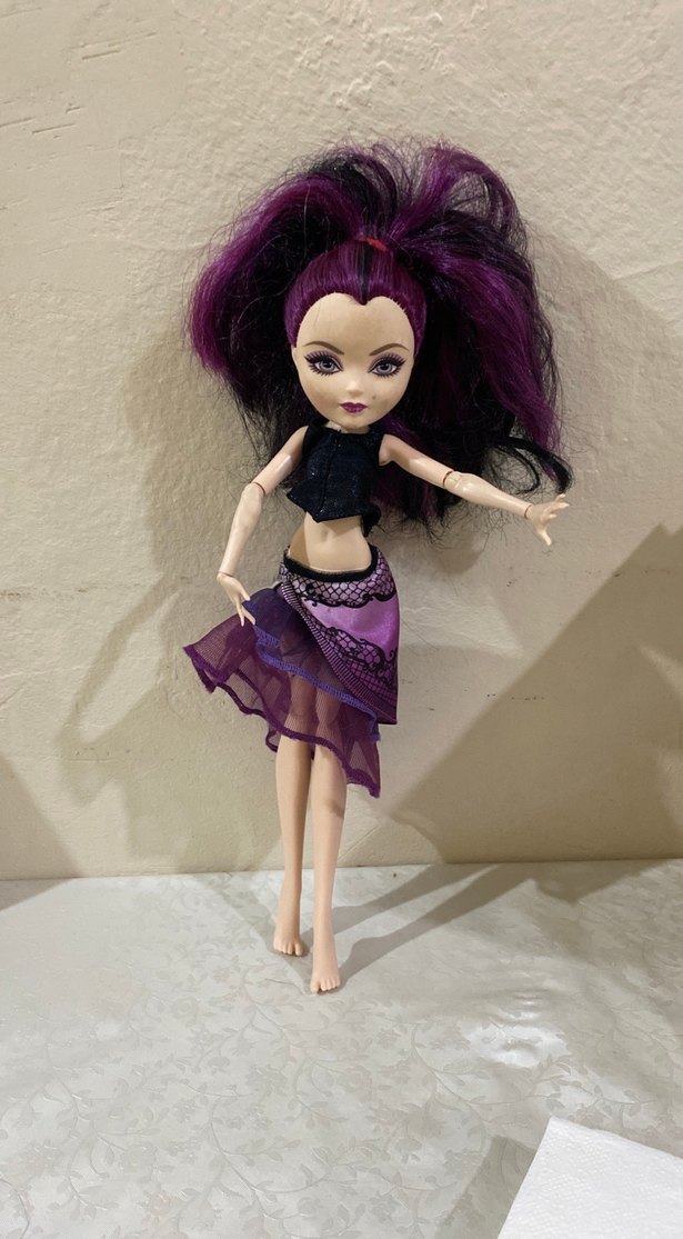 Mor Saçlı Karanlık Bebek - Görsel 2