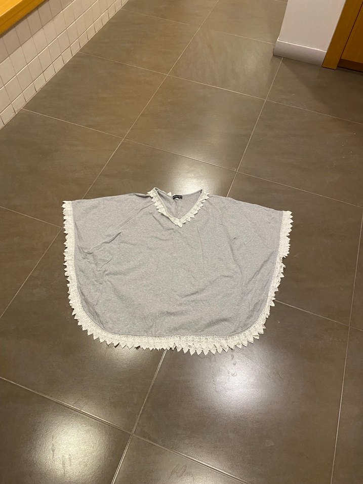 Kız Çocuk Gri Keten Fırfırlı Bohem Panço - Görsel 2