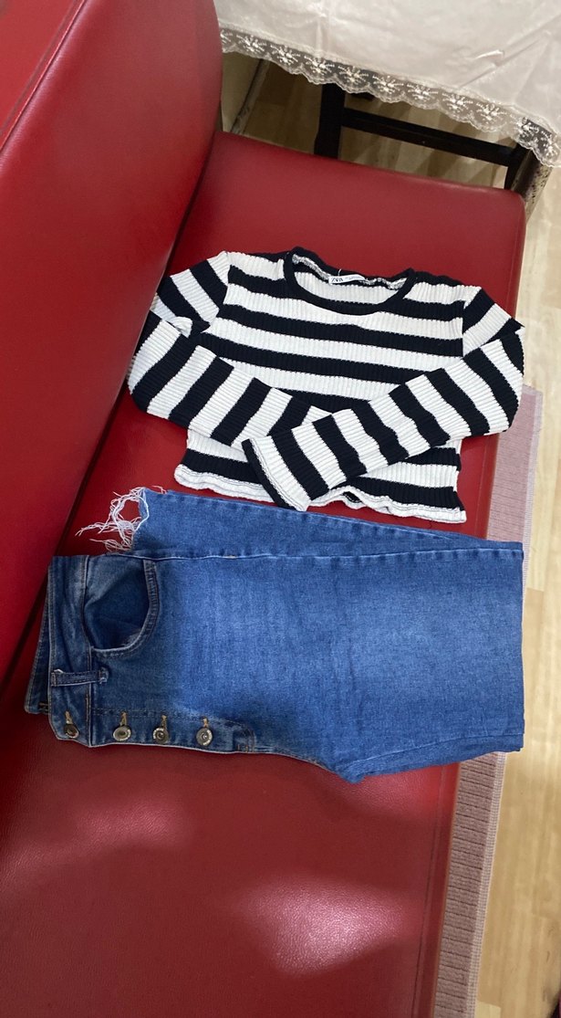 Çizgili Beyaz Siyah İnce Triko Kadın Kazak - Görsel 2