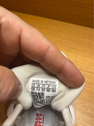 30 Beden çeşitli Renk Beyaz kız çocuk oruz numara orjinal adidas ayakabı