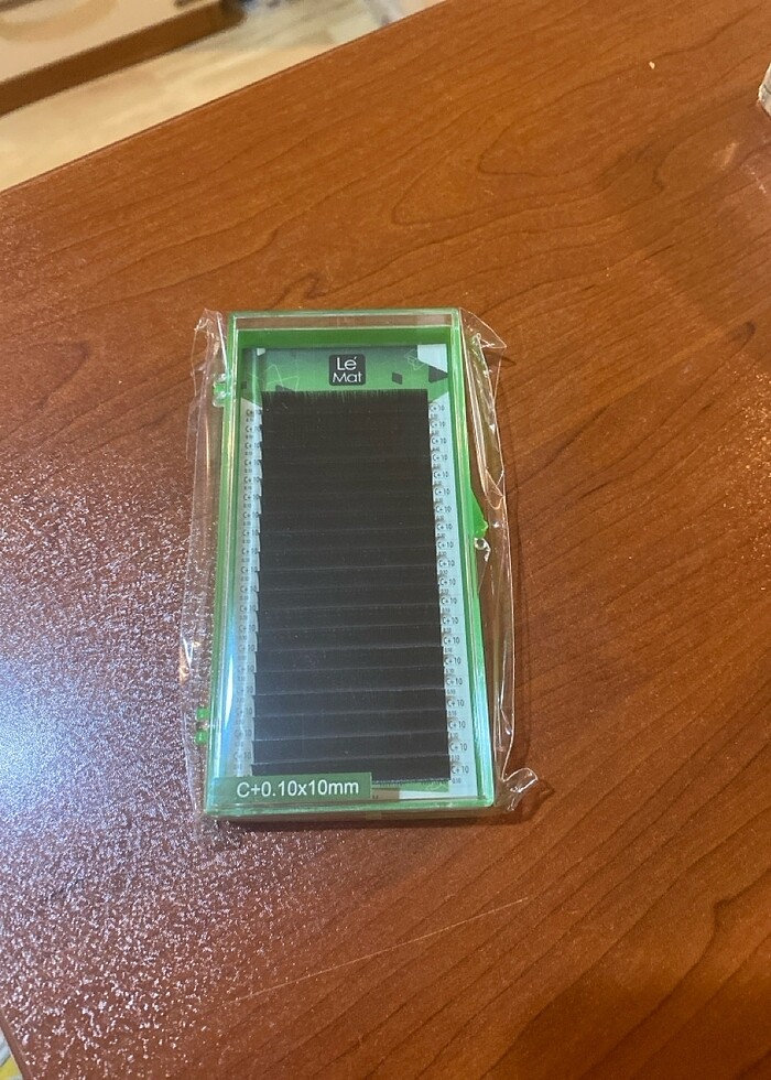 Takma ipek kirpik profosyenel kaliteli güzellik salonlarında tak - Görsel 3