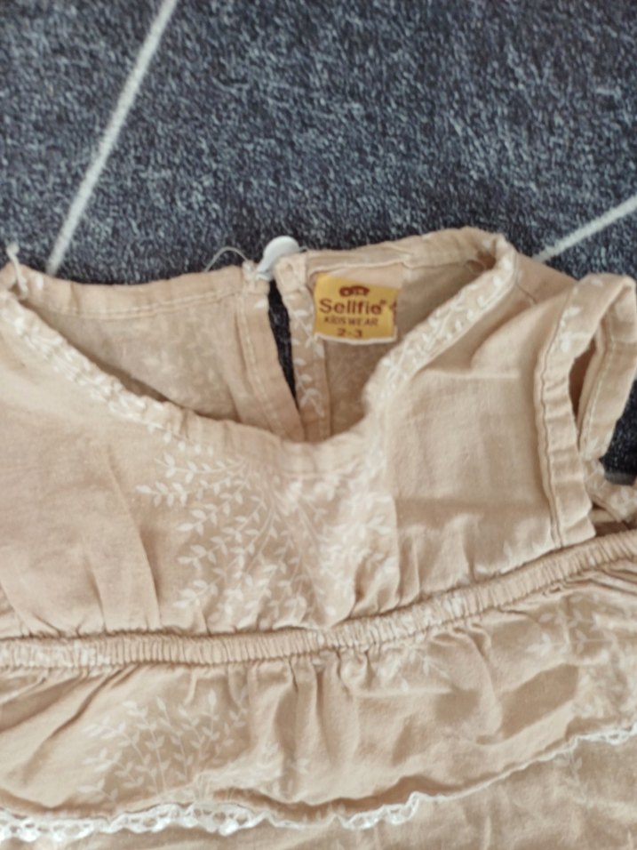 Kız Çocuk Nakışlı Bej Keten Elbise - Görsel 4