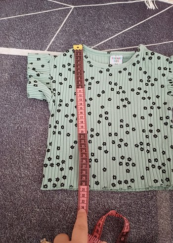 Kız Çocuk Gri Çiçek Desenli Kısa Kollu Bluz - Görsel 4