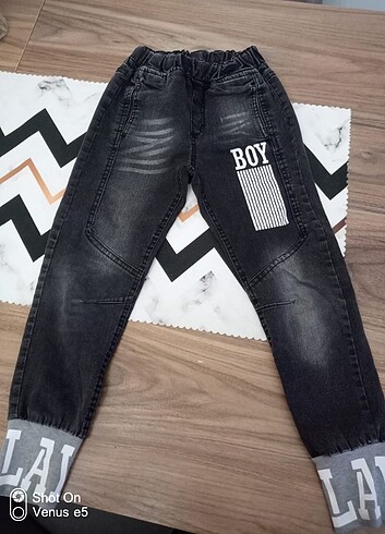 Tarz Yumuşak Kot Pantalon 9-10 yaş