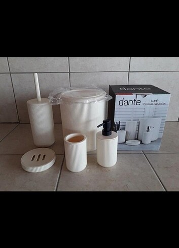  Beden Kovalı banyo takımı,5li banyo seti,kovalı 5 li banyo takımı,kova