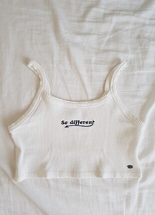 So different crop top