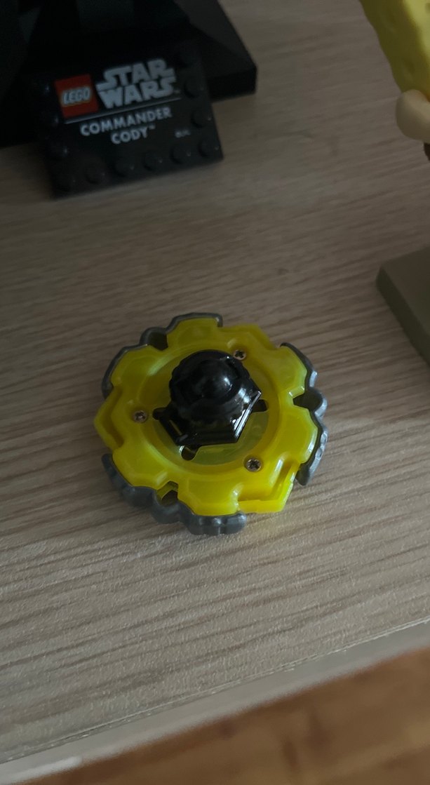 Beyblade Variares Metal Fusion Hasbro - Görsel 2