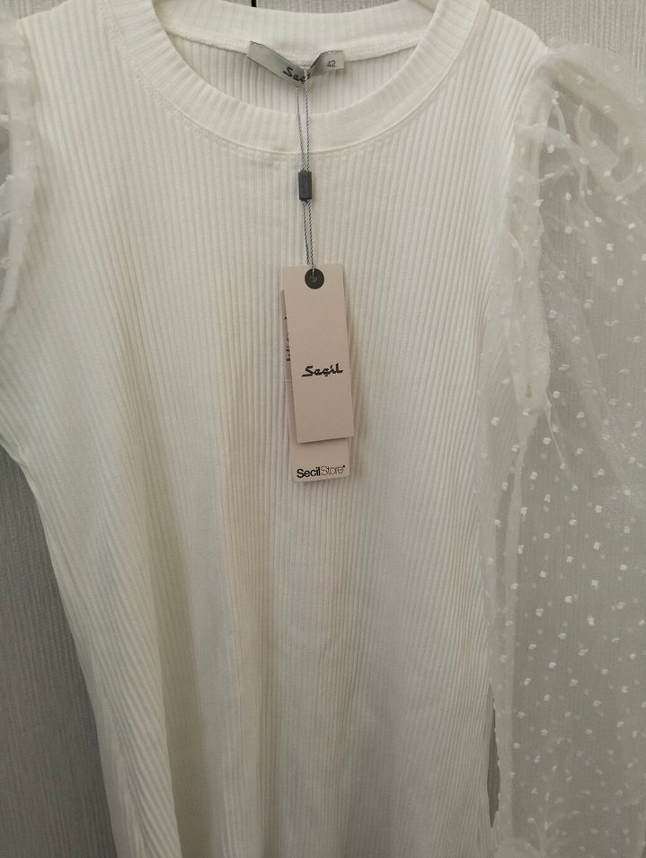 Tül Detaylı Beyaz Kadın Bluz - Görsel 4