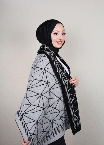 Siyah Drapeli Kadın Şal - Görsel 10