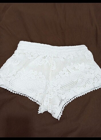 Bershka Dantelli şort