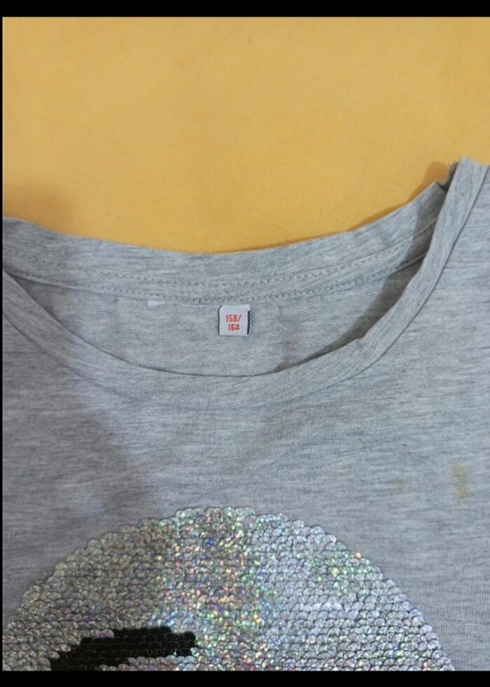 Pul detaylı t-shirt - Görsel 2