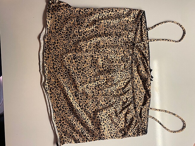 Trendyol & Milla Leopar crop