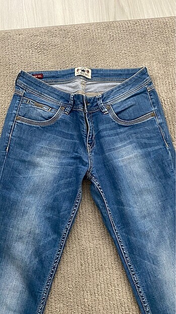 34 Beden kot jean