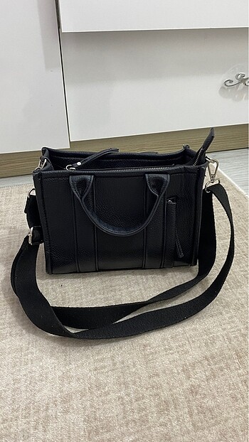 stradivarius siyah çanta