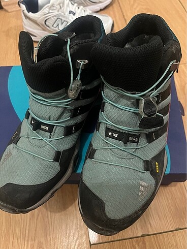 38,5 Beden Adidas terrex bot