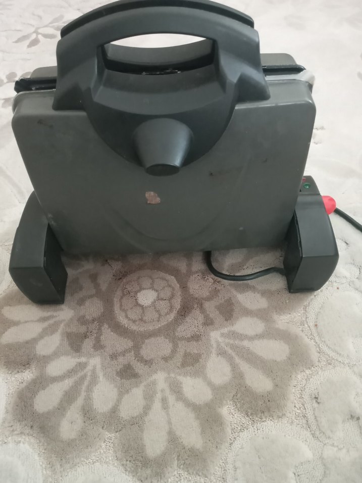 Siyah Elektrikli Tost Makinesi - Görsel 2