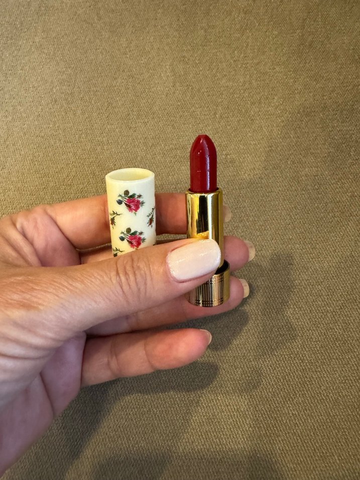 Gucci Ruj - Görsel 1