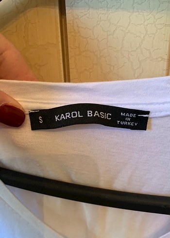 Beyaz V Yaka tişört - Görsel 3