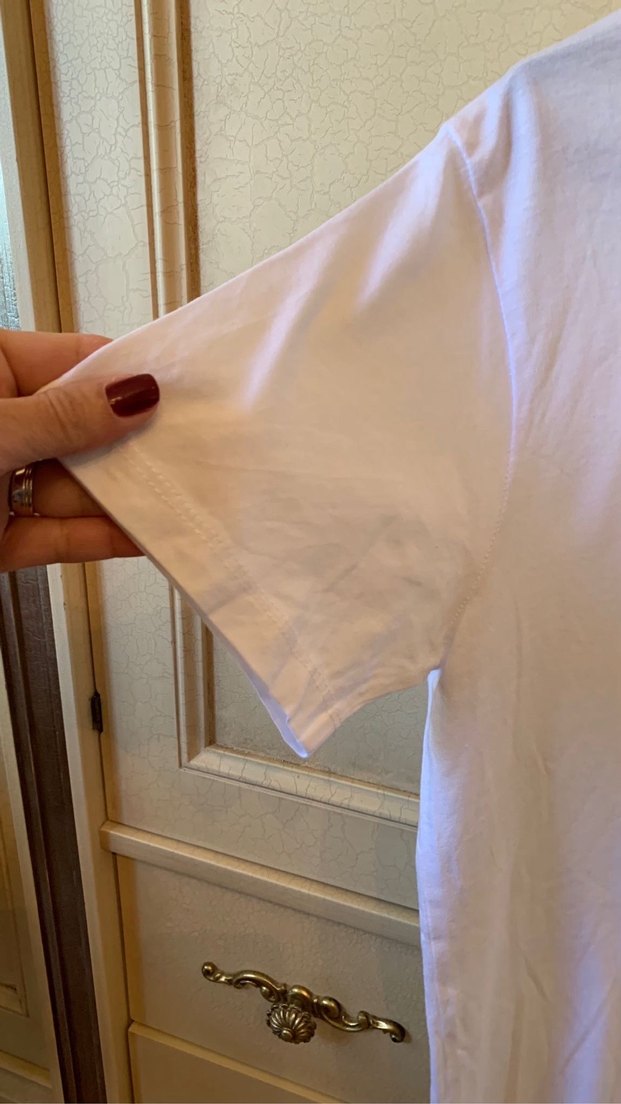 Beyaz V Yaka tişört - Görsel 5