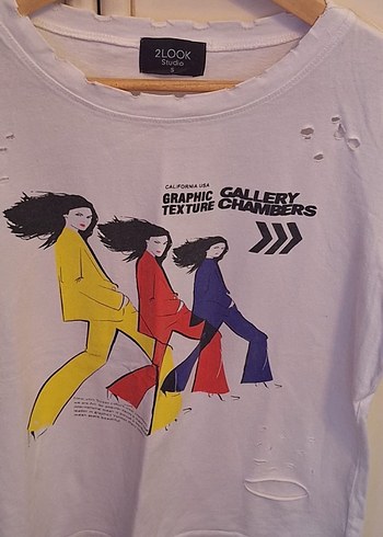 Beyaz Baskılı Kadın Tişört - Görsel 3