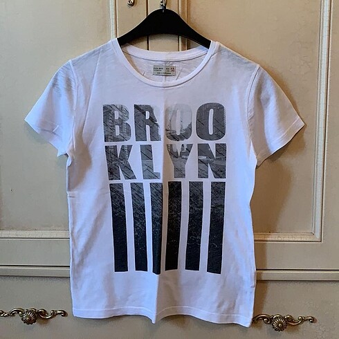 Zara tshirt