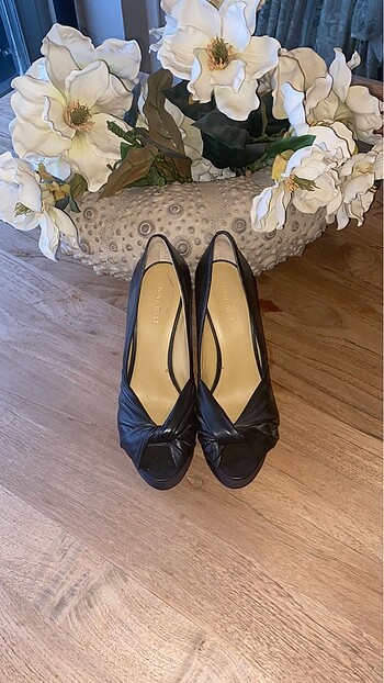40 Beden Nine West dolgu topuk Sandalet