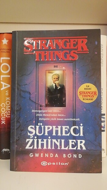 Şüpheci zihinler stranger things