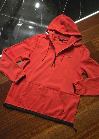 National Geographic m