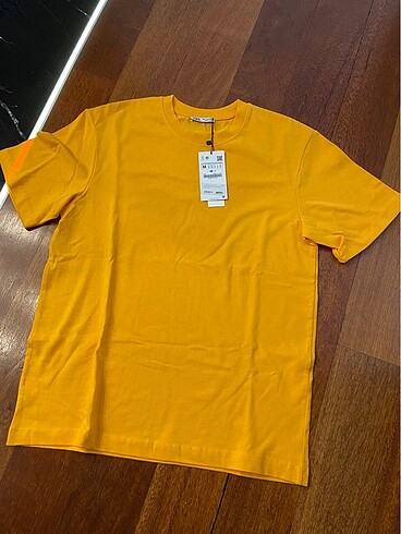 Zara T-shirt