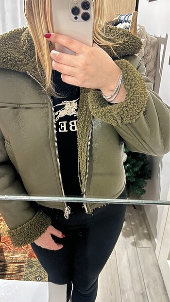 Bershka Haki yeşil mont