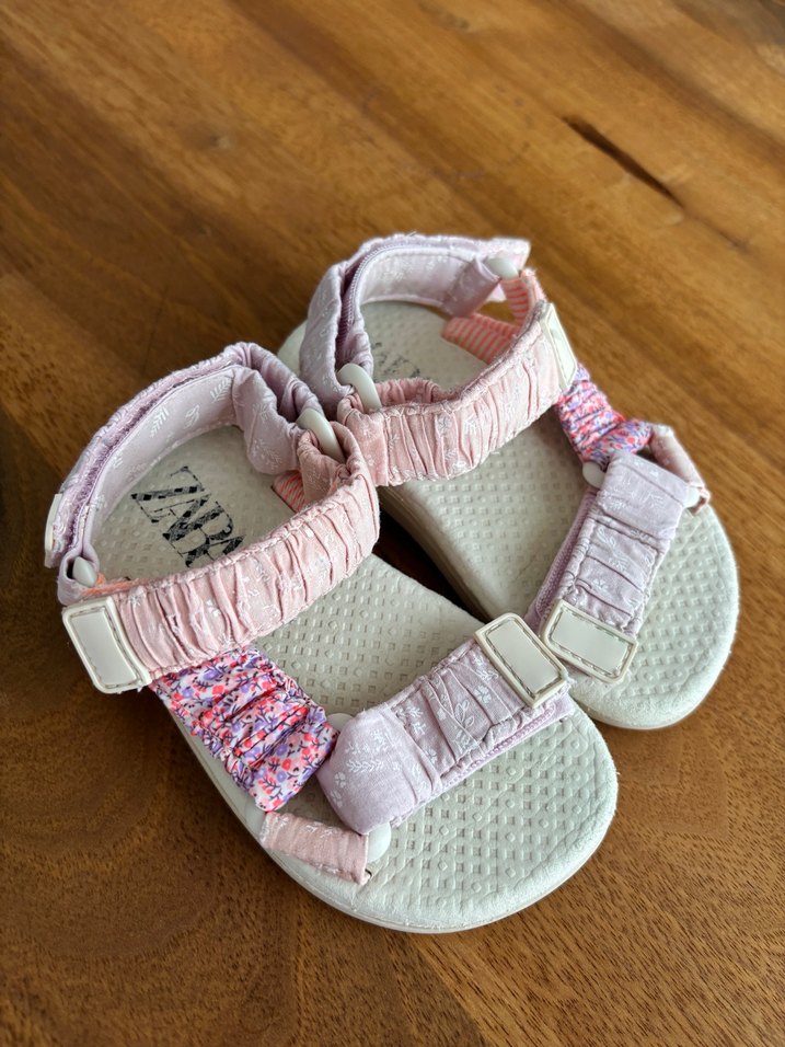 Kız Çocuk Pembe Bağlama Desenli Cırt Cırtlı Sandalet - Görsel 2