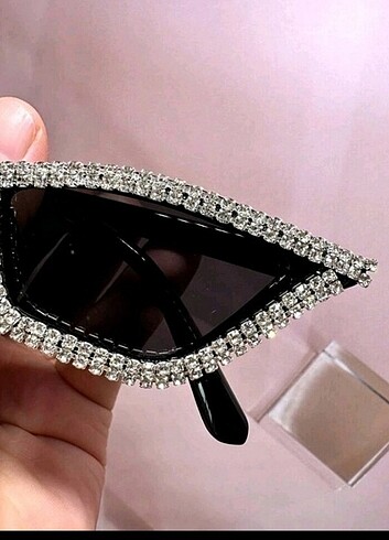  Beden Cat eye taşlı gözlük