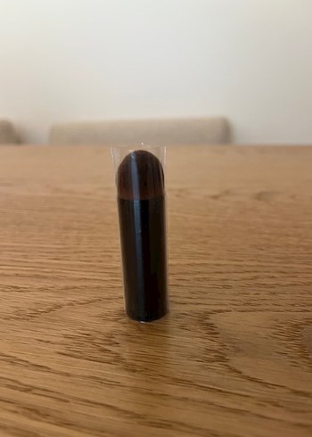  Beden Chanel Makyaj Fırçası