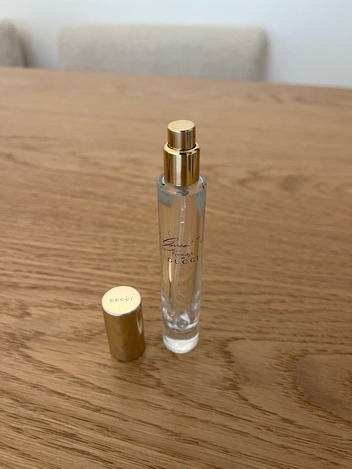 Gucci Premiere Parfüm Şişesi - Görsel 3