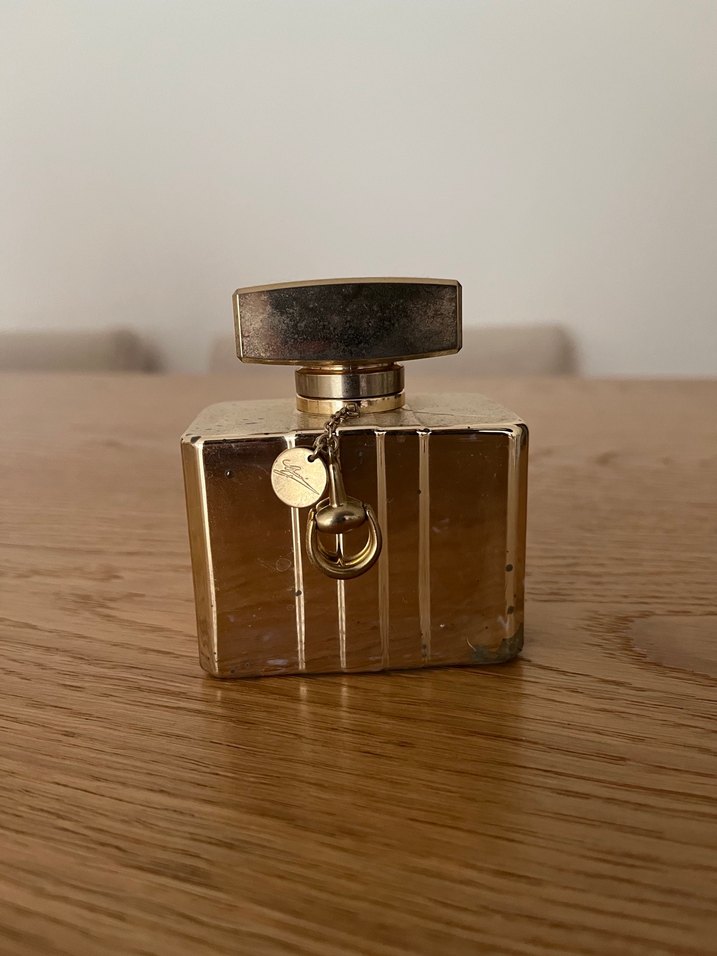 Gucci Premiere Parfüm Şişesi - Görsel 4