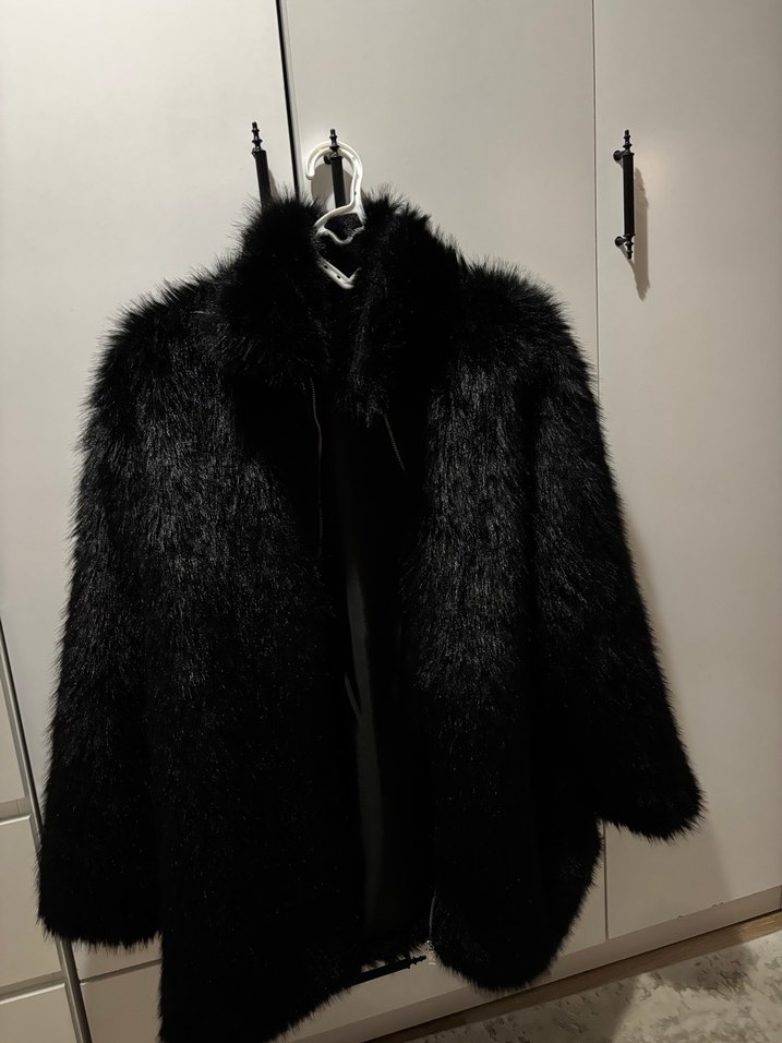 Kadın Siyah Kürk Detaylı Fermuarlı Ceket - Görsel 3