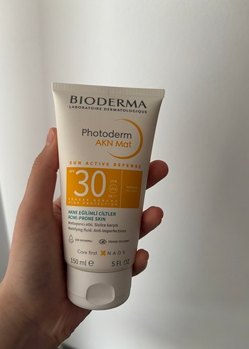 Bioderma Photoderm AKN Mat SPF 30 Matlaştırıcı Güneş Kremi - Görsel 2