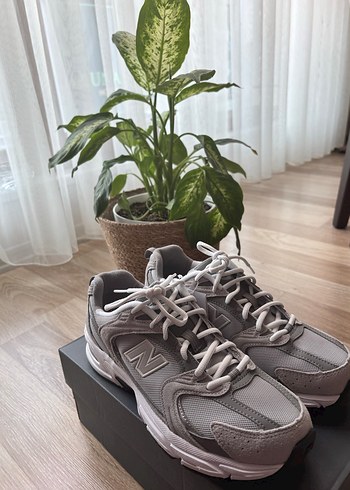 NEW BALANCE 530 GRİ SPOR AYAKKABI - Görsel 5