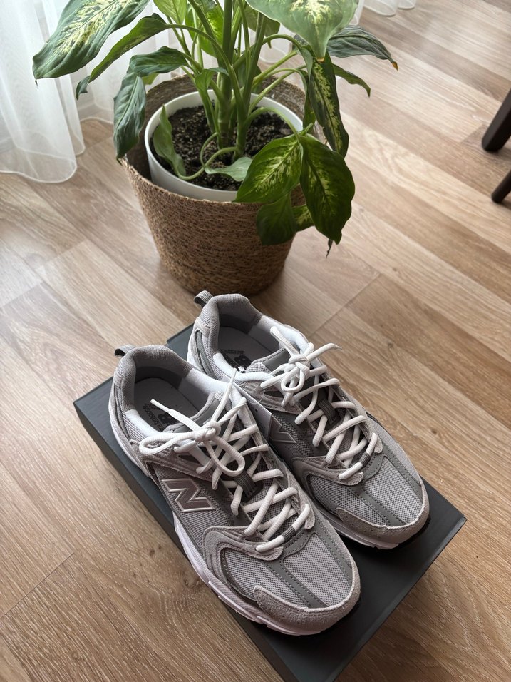 NEW BALANCE 530 GRİ SPOR AYAKKABI - Görsel 4