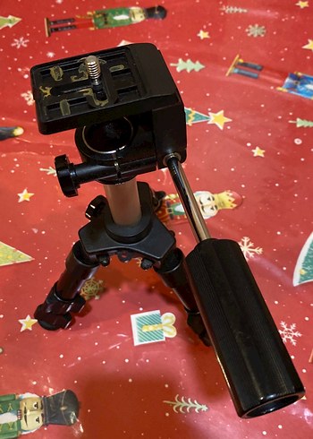 Siyah Mini Tripod Tp40 20-38 cm W/2 yönlü başlık - Görsel 4