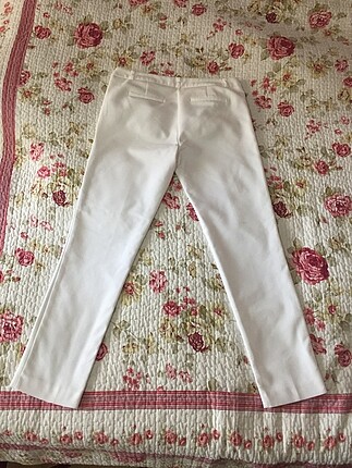 Koton Koton marka beyaz kumaş pantolon