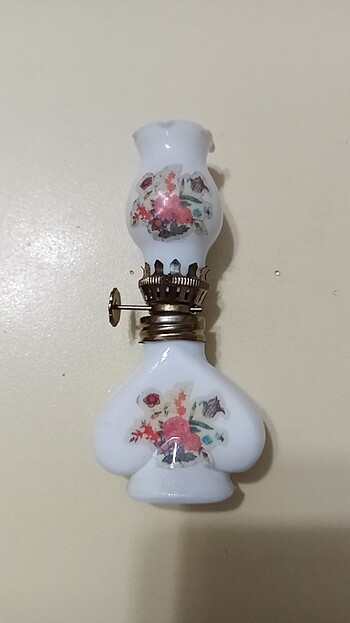 12 cm boyunda 6 cm eninde mini gaz lambasi