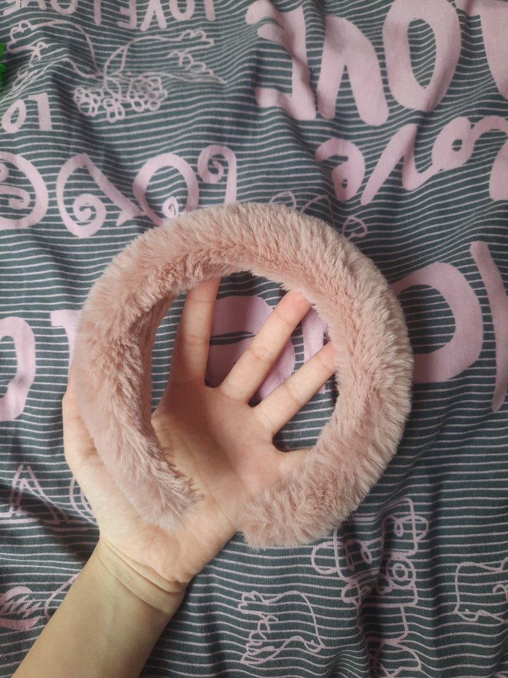 Pembe Kürklü Kadın Saç Bandı - Görsel 2