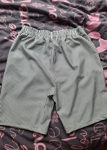 Kadın Gri Zebra Desenli Pliseli Bermuda keten Şort unisex - Görsel 3