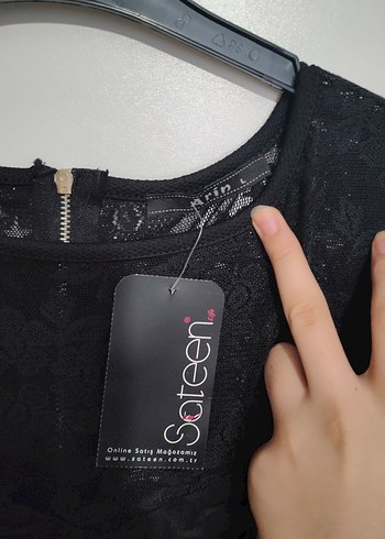 Dantel Detaylı Siyah Mini Elbise - Görsel 7