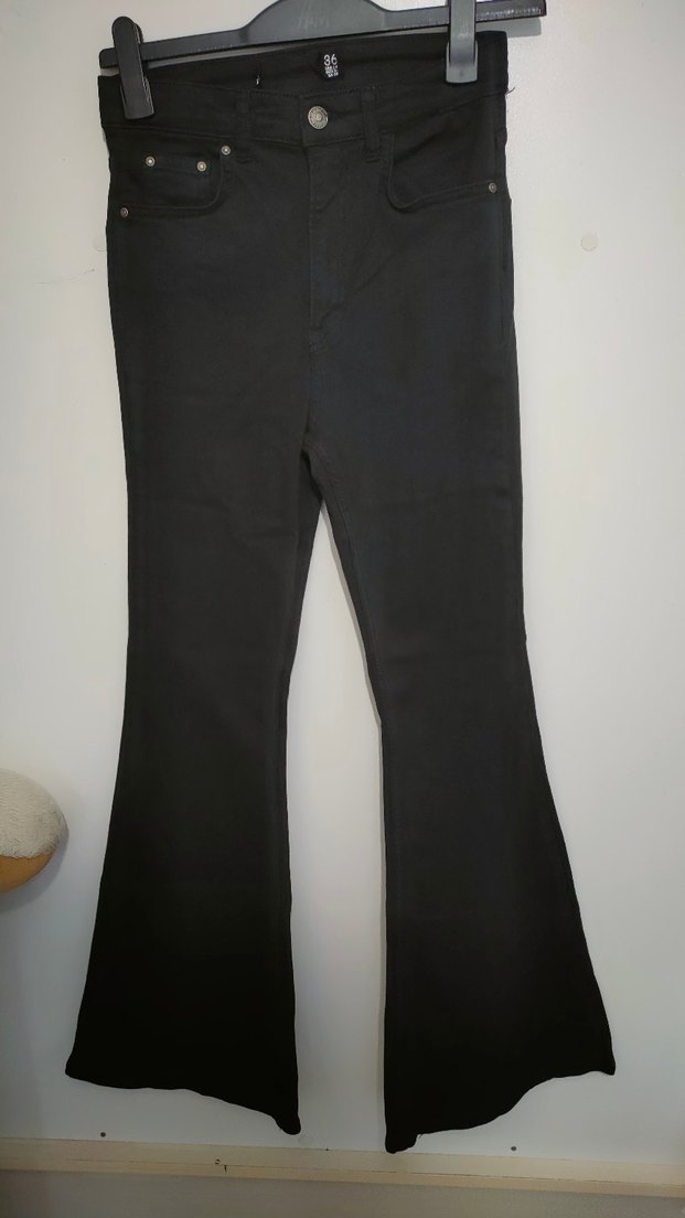 Siyah İspanyol Paça Kadın Kot Pantolon - Görsel 3