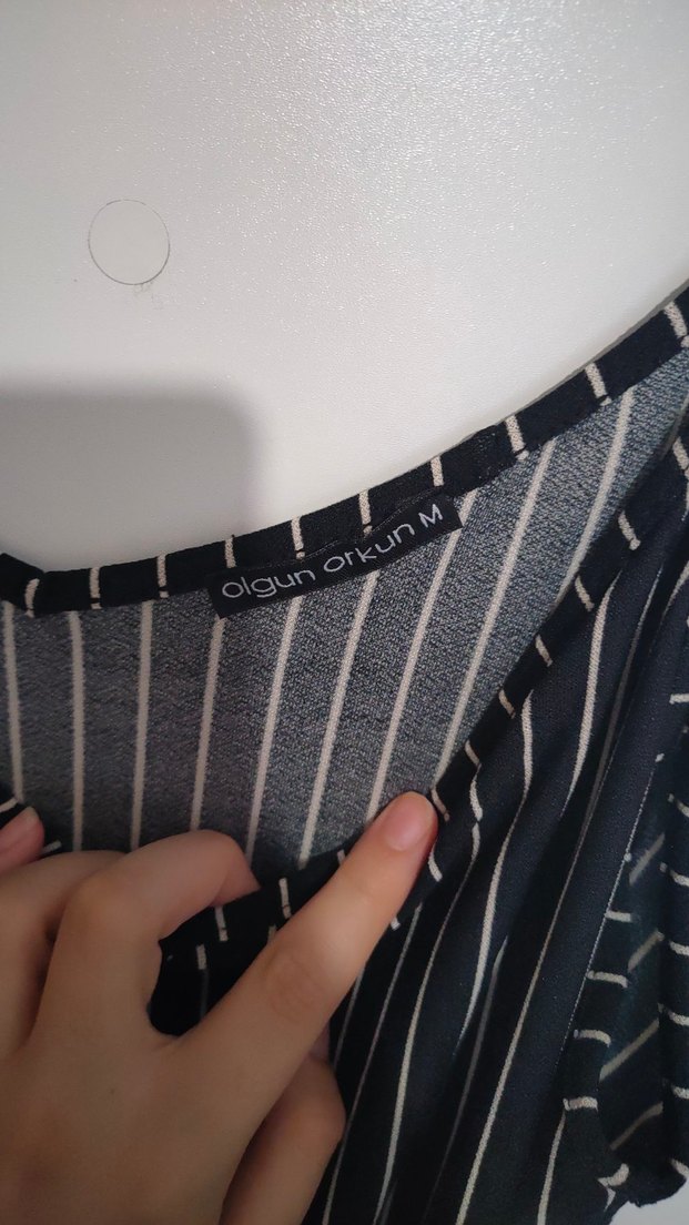 Çizgili Siyah Askılı Şortlu Kadın Tulum - Görsel 5