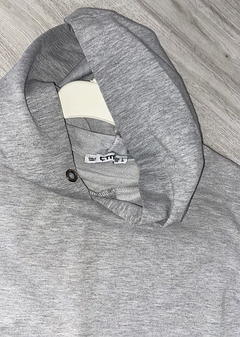 l Beden gri Renk Kadın Gri Yüksek Yakalı Sweatshirt L beden